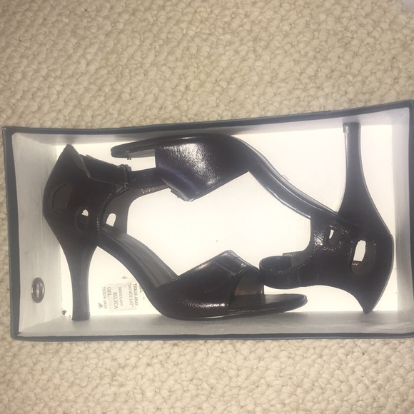 “NAVONA” Gorgeous Heels! ! ✨ACCEPTING OFFERS (don’t be shy)✨!! - Picture 10 of 14